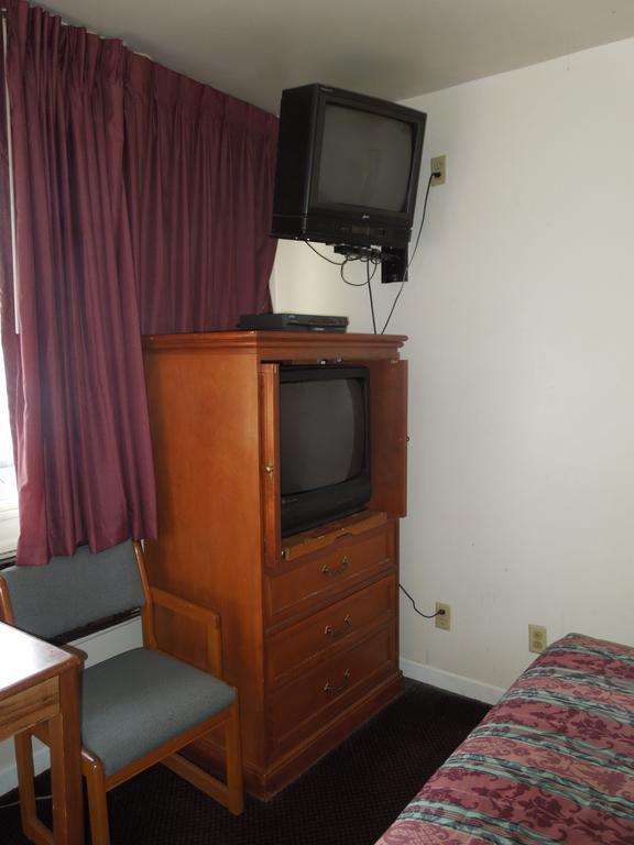 Lees Motel Edison Zewnętrze zdjęcie